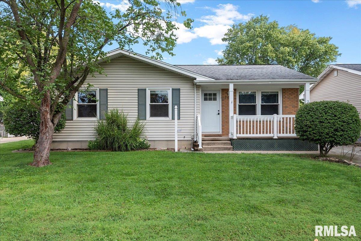2921 Selkirk Road Springfield, IL 62702 - Photo 1 of 36