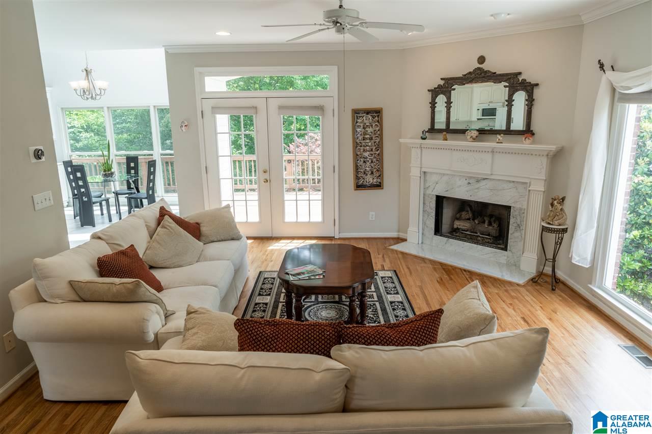 862 Meadow Ridge Lane Birmingham, AL 35242 - Photo 8 of 41