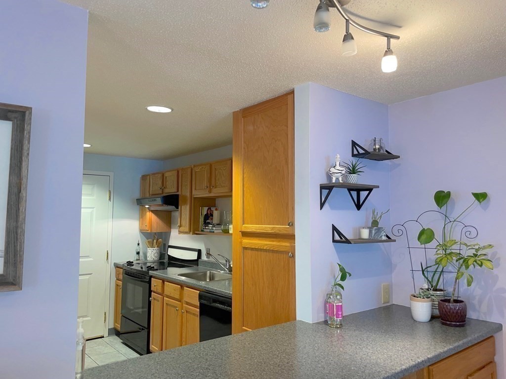 2 Ocean Avenue, Unit 1A Gloucester, MA 01930 - Photo 7 of 20