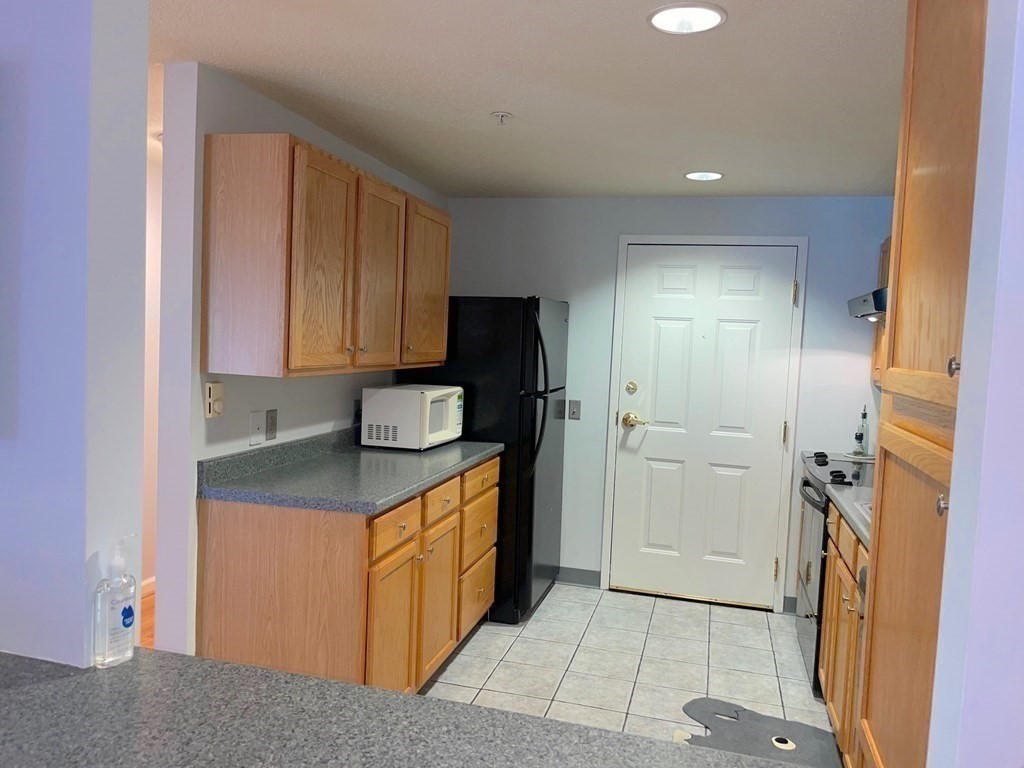 2 Ocean Avenue, Unit 1A Gloucester, MA 01930 - Photo 8 of 20