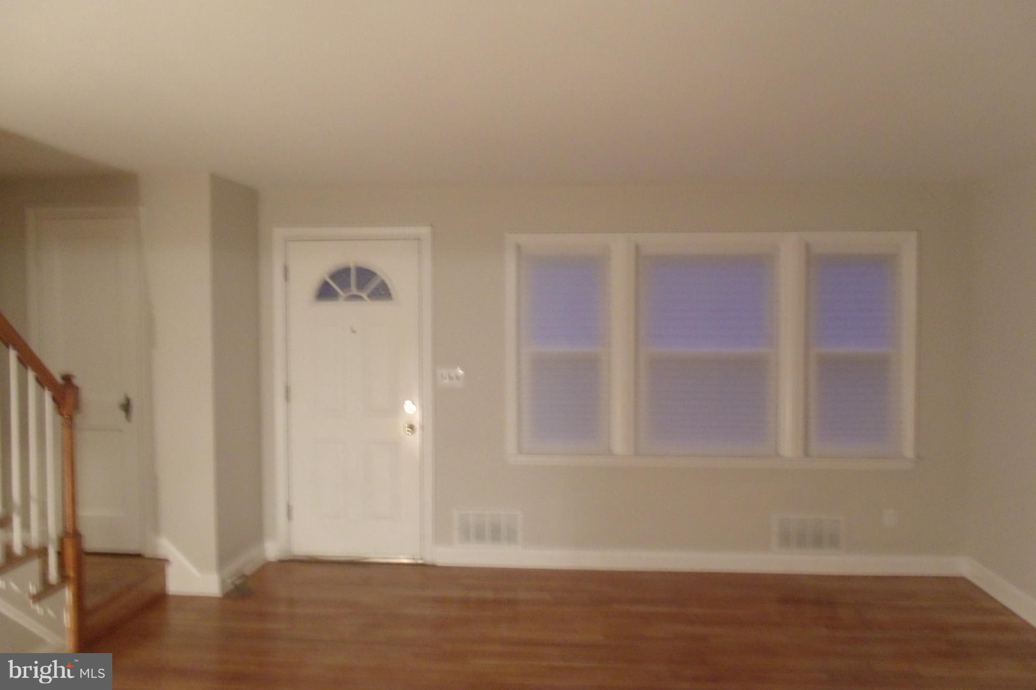 1639 Ingram Road Baltimore, MD 21239 - Photo 1 of 27 Living Room