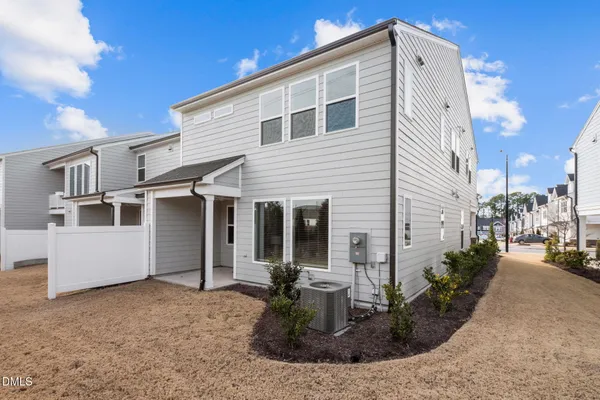 $475,000 | 1101 Canary Pepper Drive, Durham, NC 27713