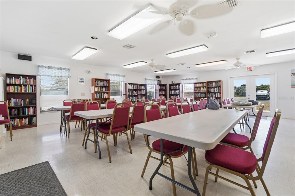 175 Kings Highway, Unit 328 Punta Gorda, FL 33983 - Photo 33 of 41 a view of a dining room with furniture