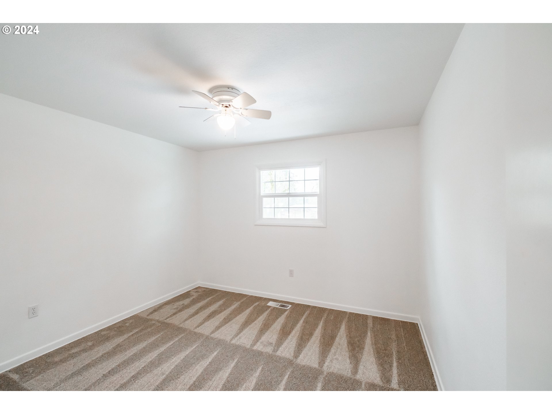 4000 Northwest Ridgecrest Avenue Albany, OR 97321 - Photo 23 of 42 Gallery Image 23