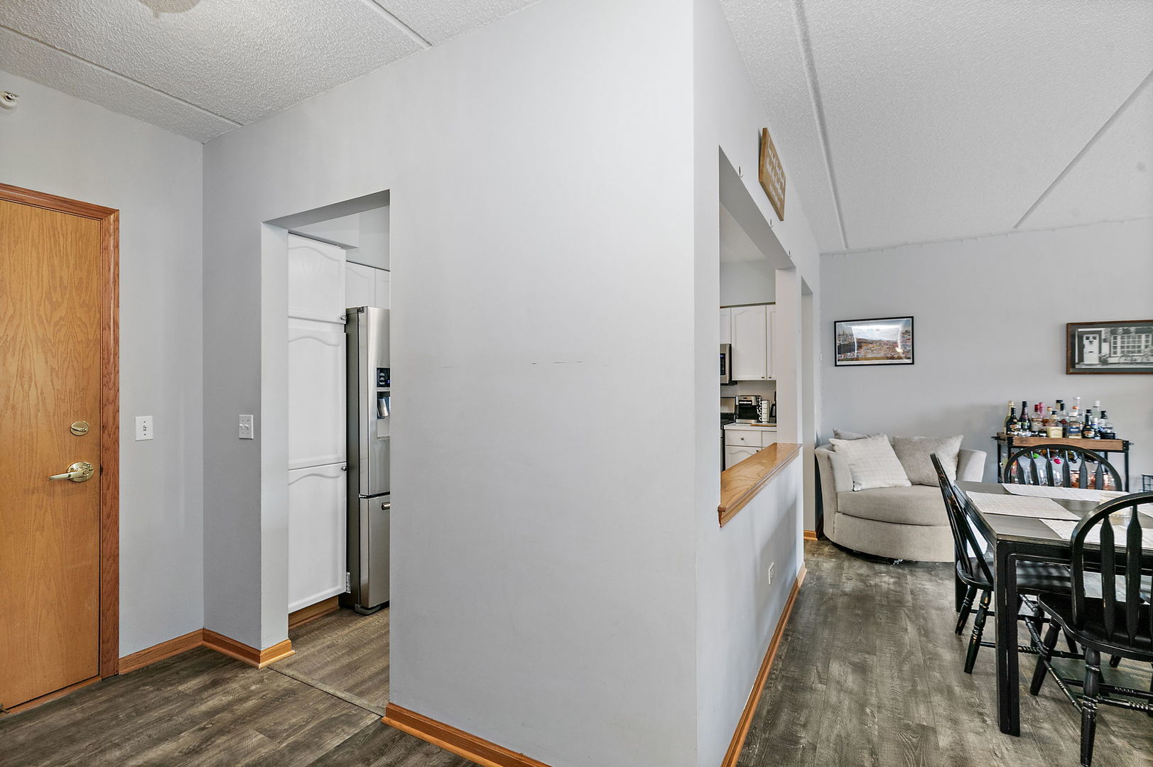 455 West Front Street, Unit 201 Wheaton, IL 60187 - Photo 12 of 41