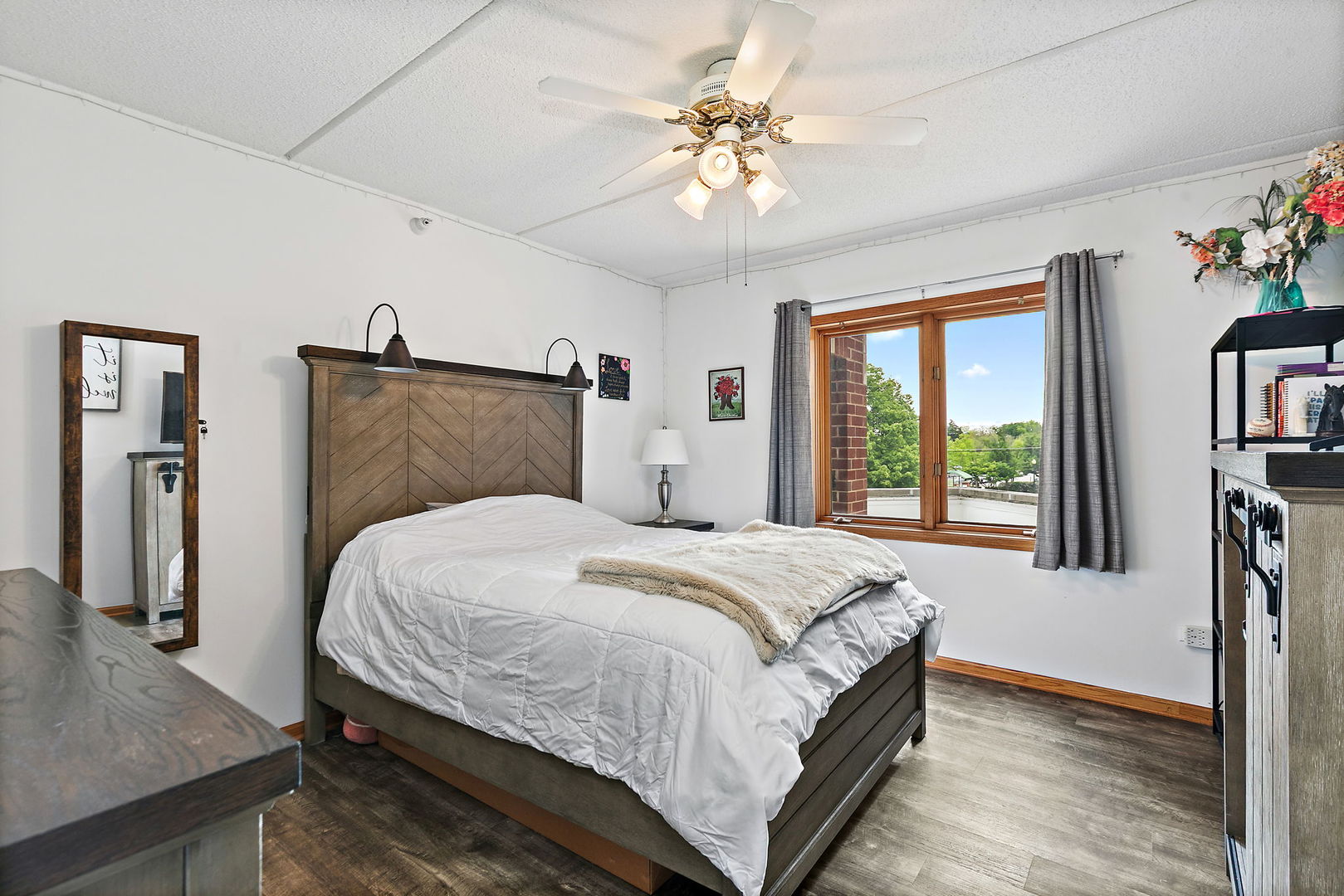 455 West Front Street, Unit 201 Wheaton, IL 60187 - Photo 16 of 41