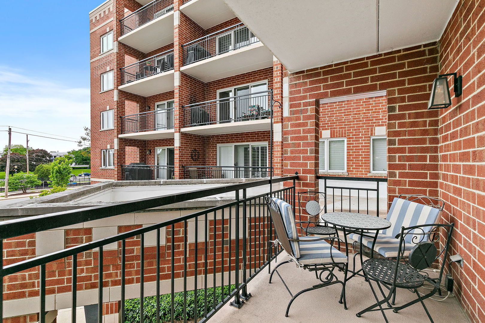 455 West Front Street, Unit 201 Wheaton, IL 60187 - Photo 20 of 41