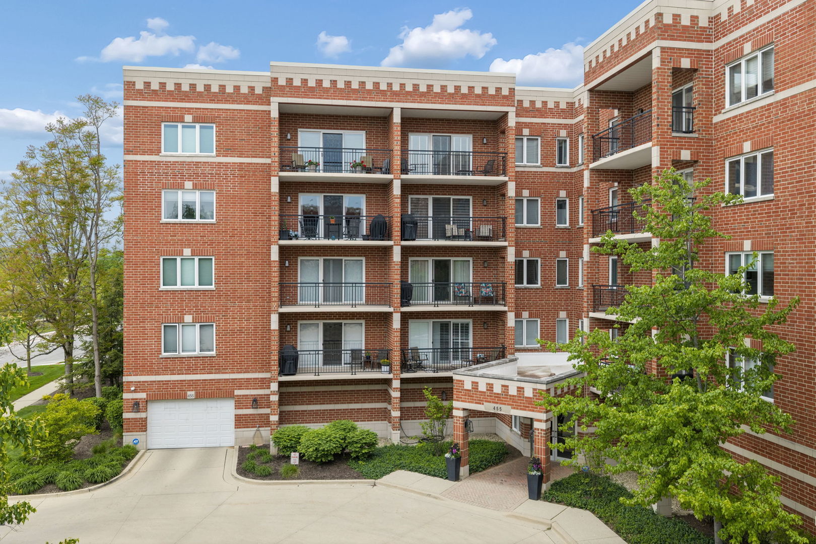 455 West Front Street, Unit 201 Wheaton, IL 60187 - Photo 30 of 41
