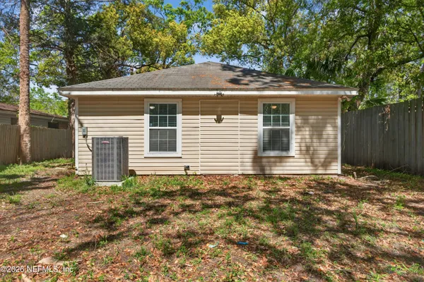 $1,650 | 3212 Gilmore Street, Jacksonville, FL 32205