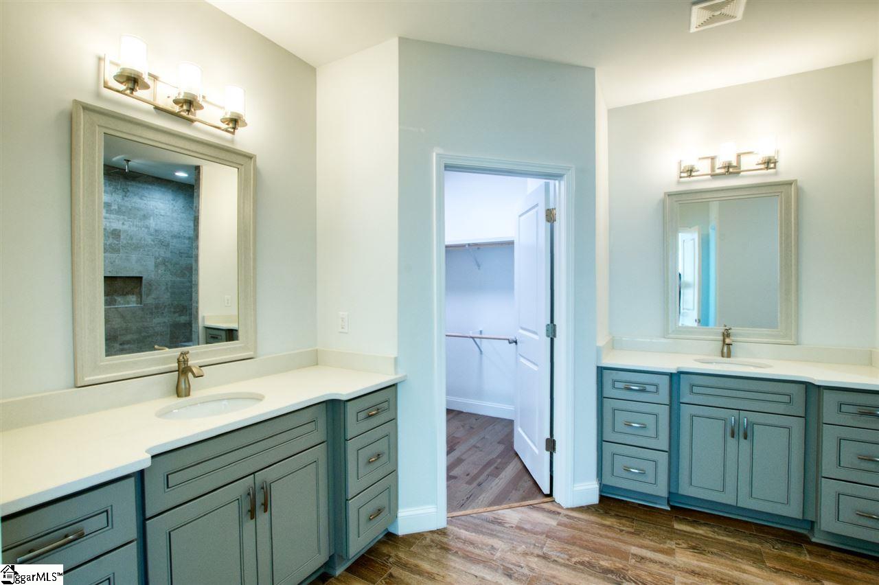 313 Foxhound Road Simpsonville, SC 29680 - Photo 16 of 31 Gallery Image 16