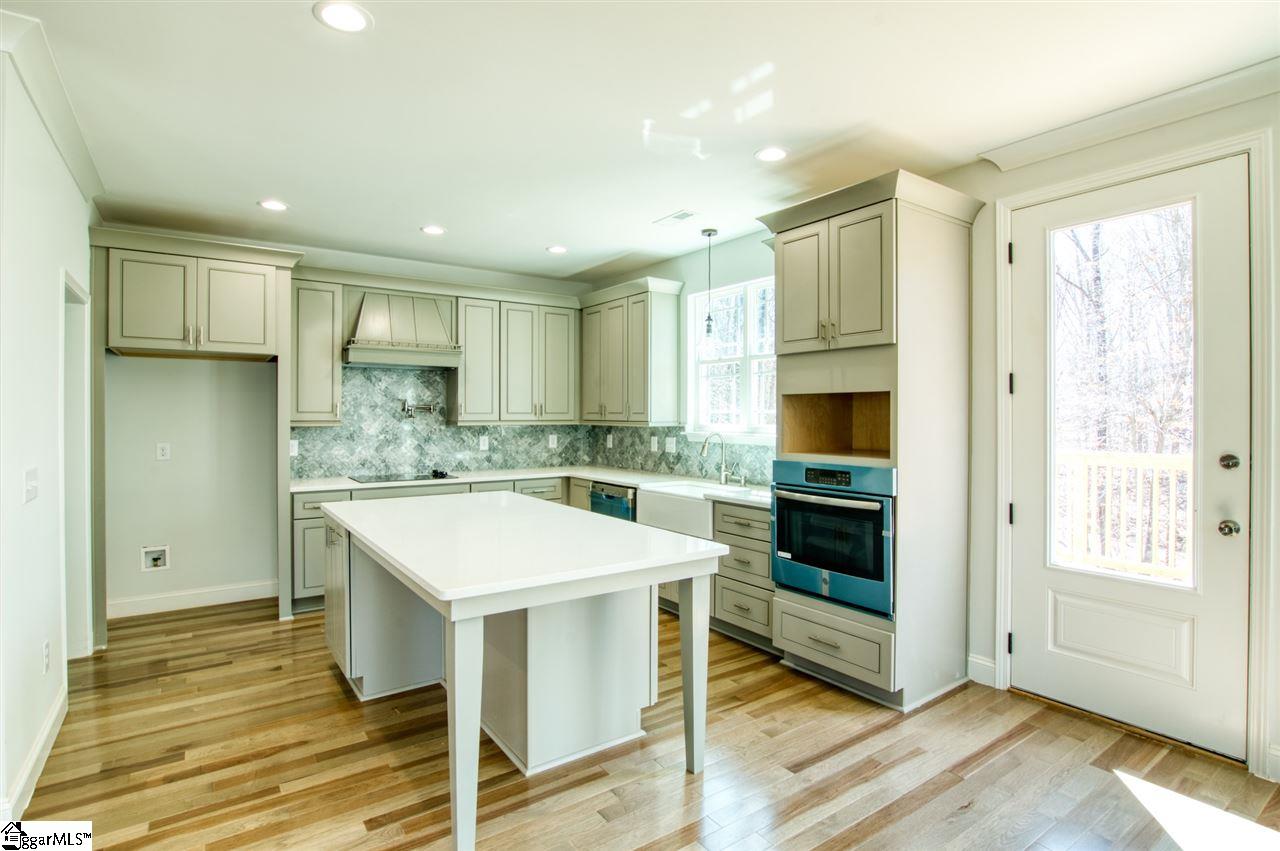 313 Foxhound Road Simpsonville, SC 29680 - Photo 7 of 31 Gallery Image 7