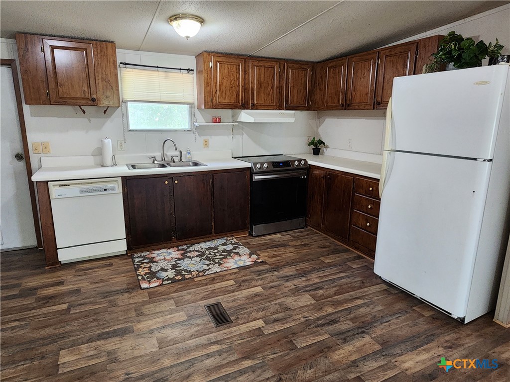 2113 Zion Hill Road Seguin, TX 78155 - Photo 11 of 27