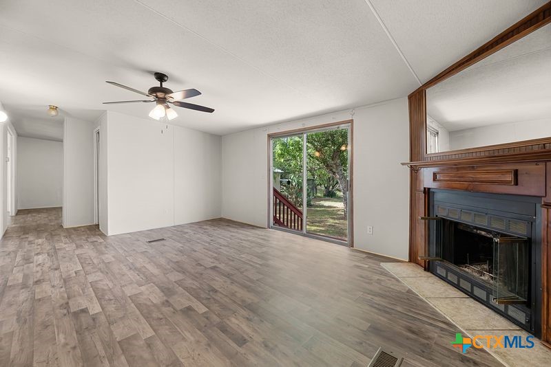 2113 Zion Hill Road Seguin, TX 78155 - Photo 13 of 27