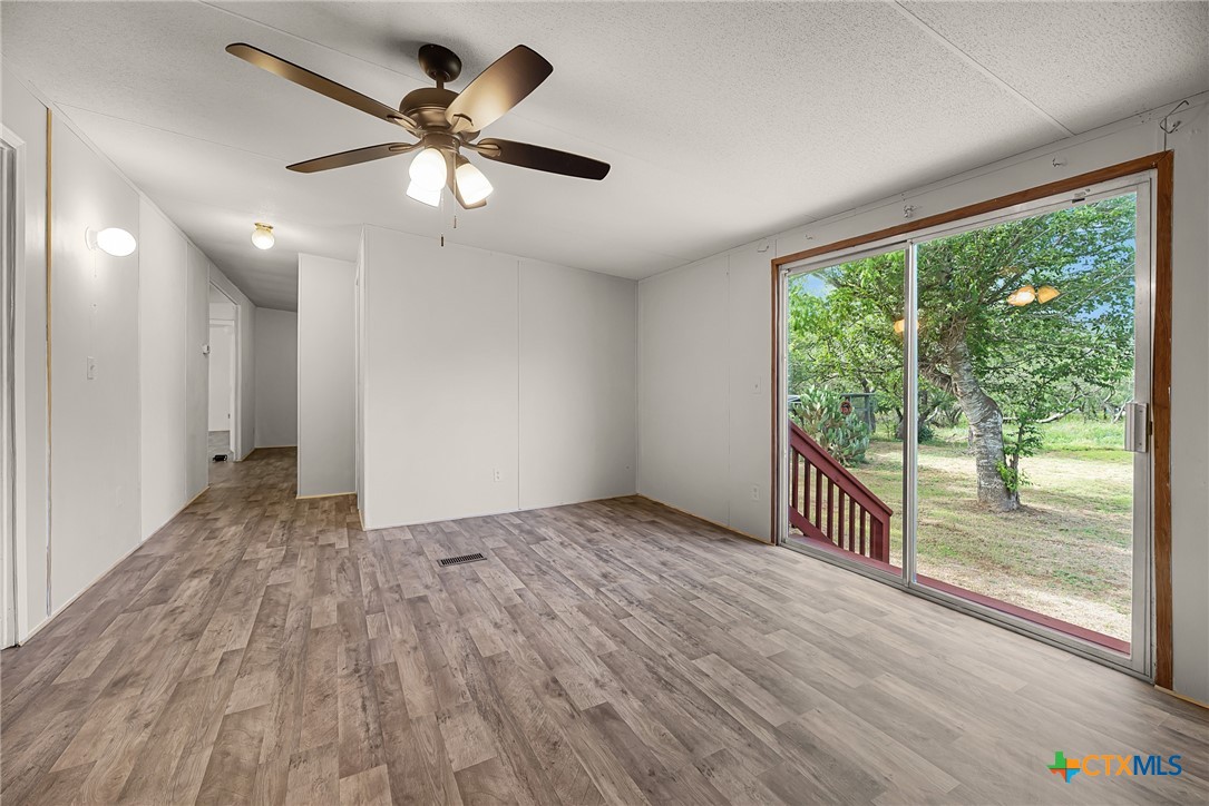 2113 Zion Hill Road Seguin, TX 78155 - Photo 15 of 27