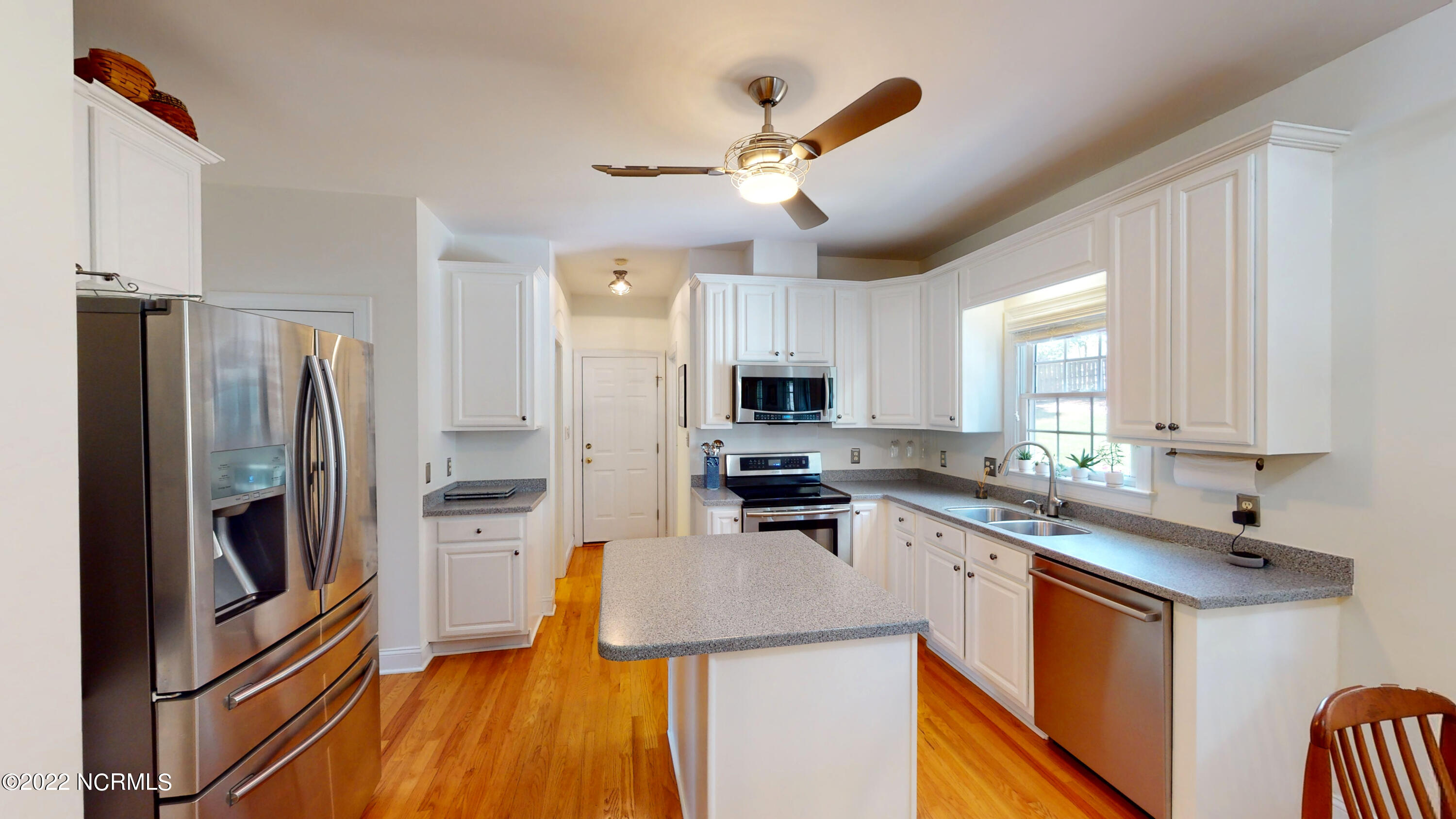 93 Austin Pond Road Clayton, NC 27520 - Photo 10 of 51 D a Kitchen