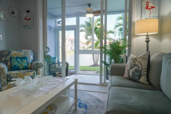 $98,500 | 8901 Sunrise Lakes Boulevard, Unit 105, Sunrise, FL 33322