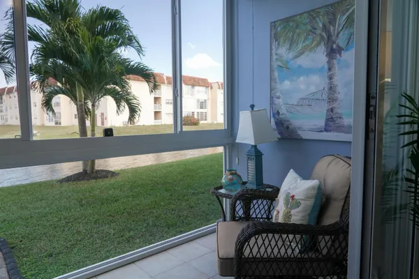 $98,500 | 8901 Sunrise Lakes Boulevard, Unit 105, Sunrise, FL 33322
