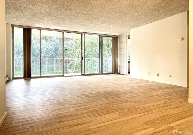 $4,200 | 400 Davey Glen Road, Unit 4505, Belmont, CA 94002