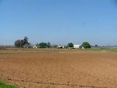 $8,550,500 | 4588 North McCall Avenue, Sanger, CA 93657