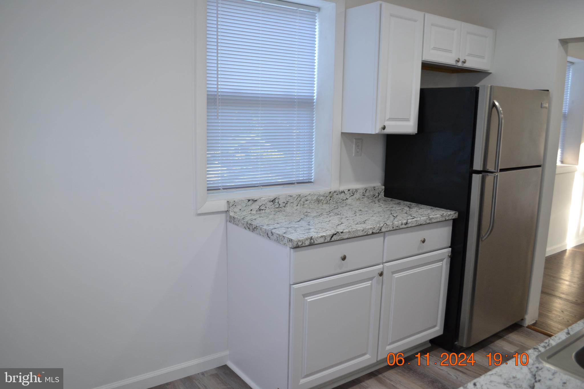 329 B Bar Harbor Road Pasadena, MD 21122 - Photo 7 of 25