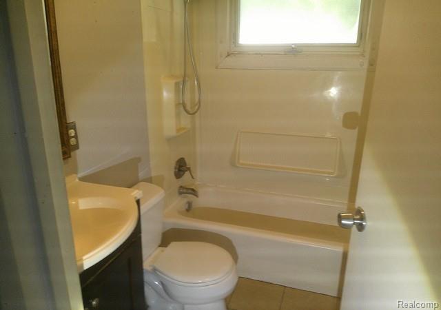 433 Crestview Street Flushing, MI 48433 - Photo 19 of 19 DSCF0601.JPG