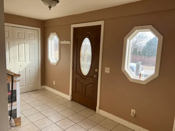 an empty room with window