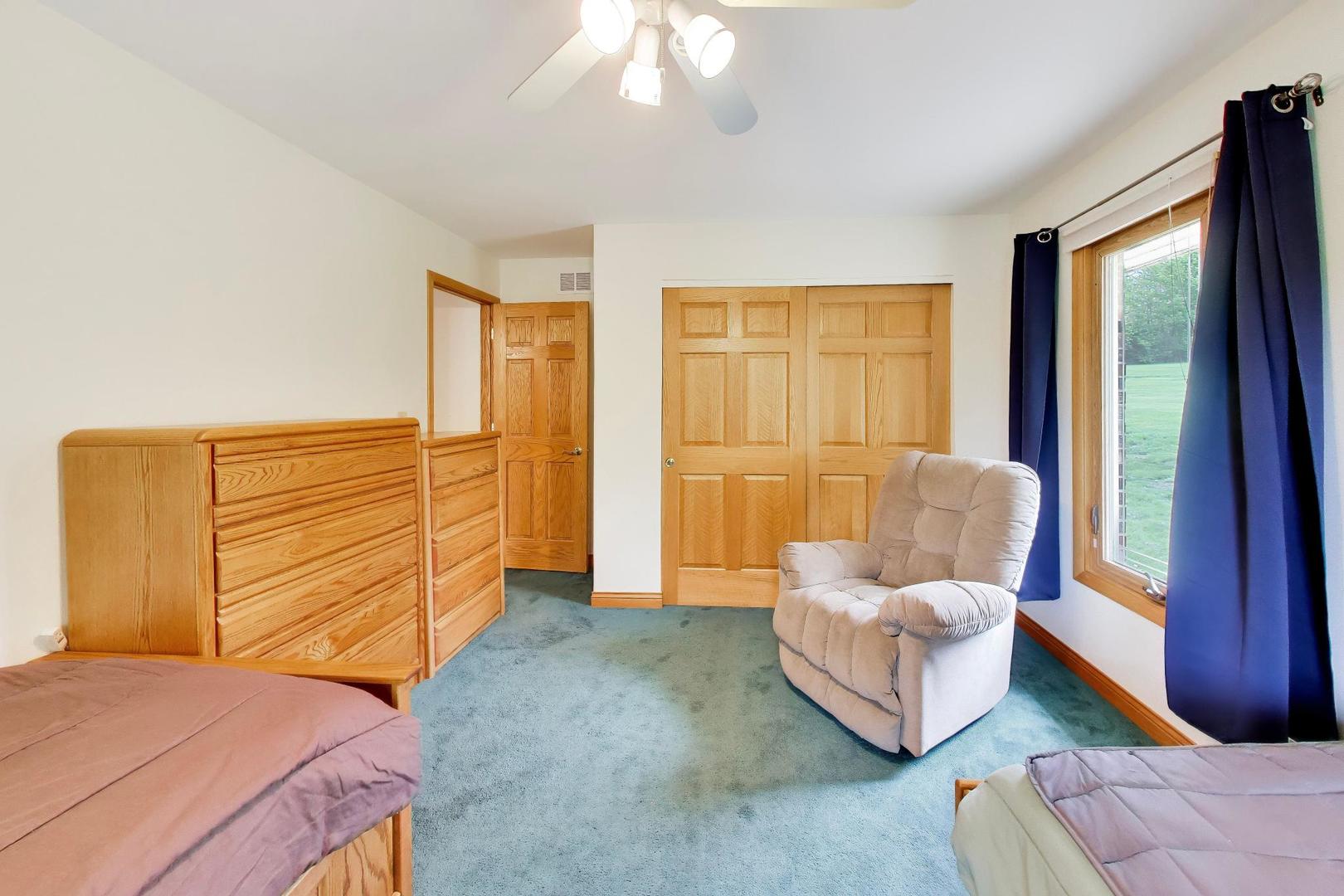 1104 Nottingham Lane Elgin, IL 60120 - Photo 29 of 59