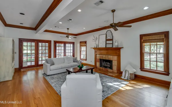 $749,900 | 188 Webb Lane, Flowood, MS 39232