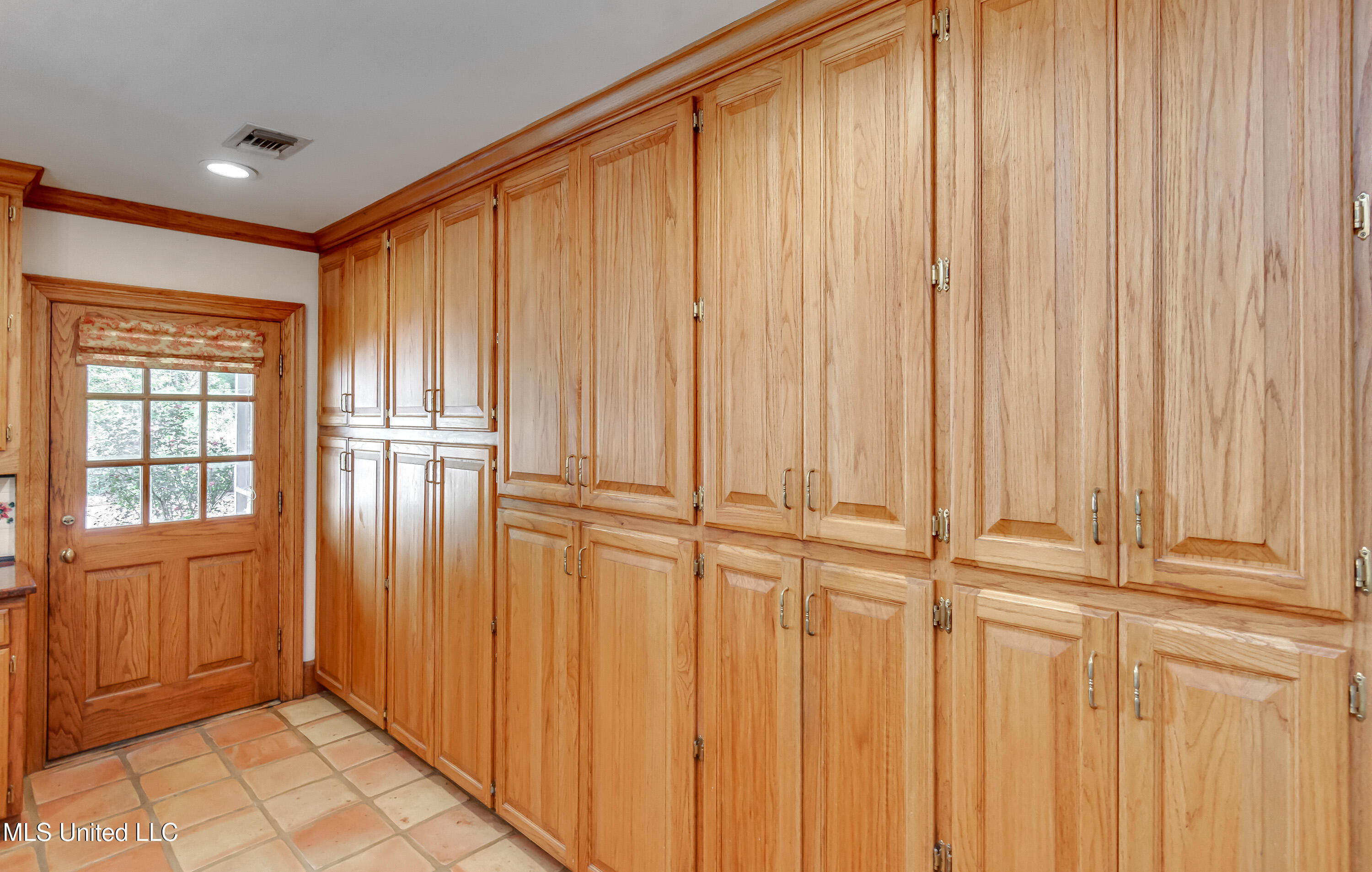 188 Webb Lane Flowood, MS 39232 - Photo 42 of 99 188 Webb Ln-51