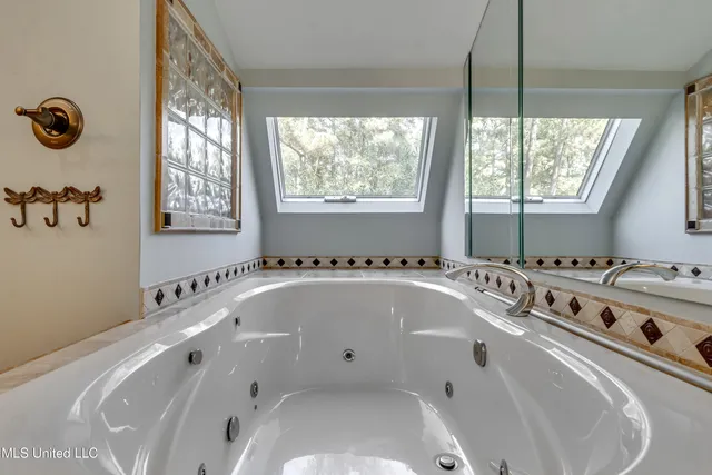 $799,900 | 188 Webb Lane, Flowood, MS 39232