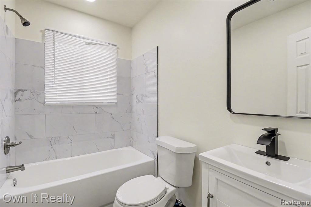8 Joy Road, Unit 8 Detroit, MI 48228 - Photo 26 of 37