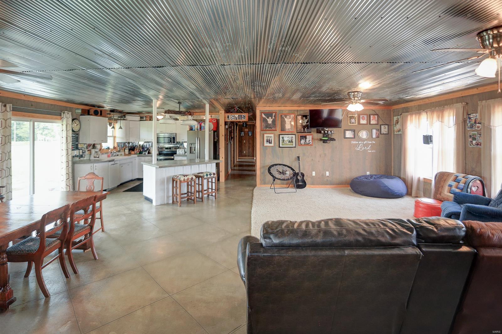 4172 Caladium Road Pinckneyville, IL 62274 - Photo 11 of 37 Gallery Image 11
