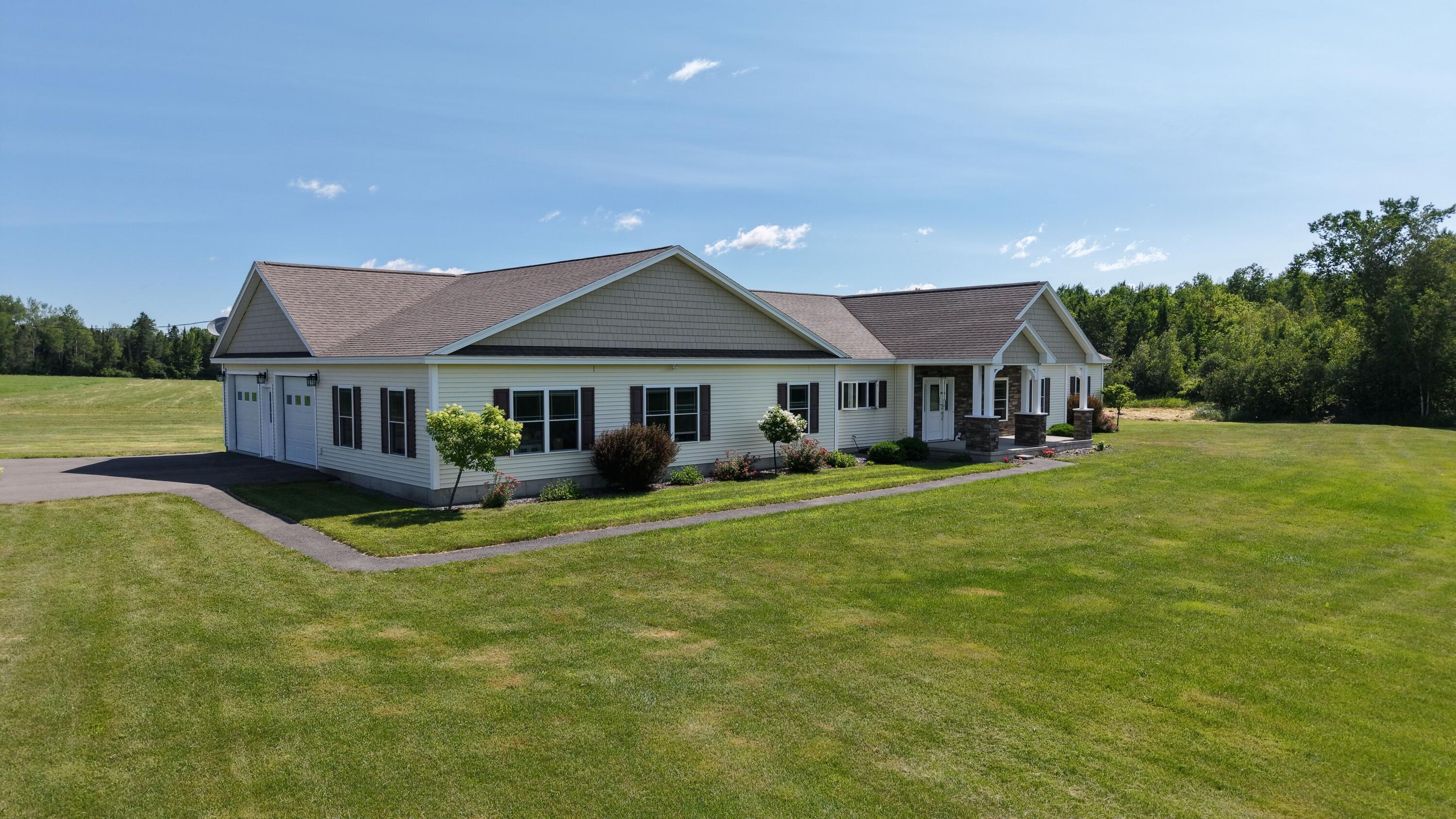 207 Corinth Road Hudson, ME 04449 - Photo 4 of 49 Main House