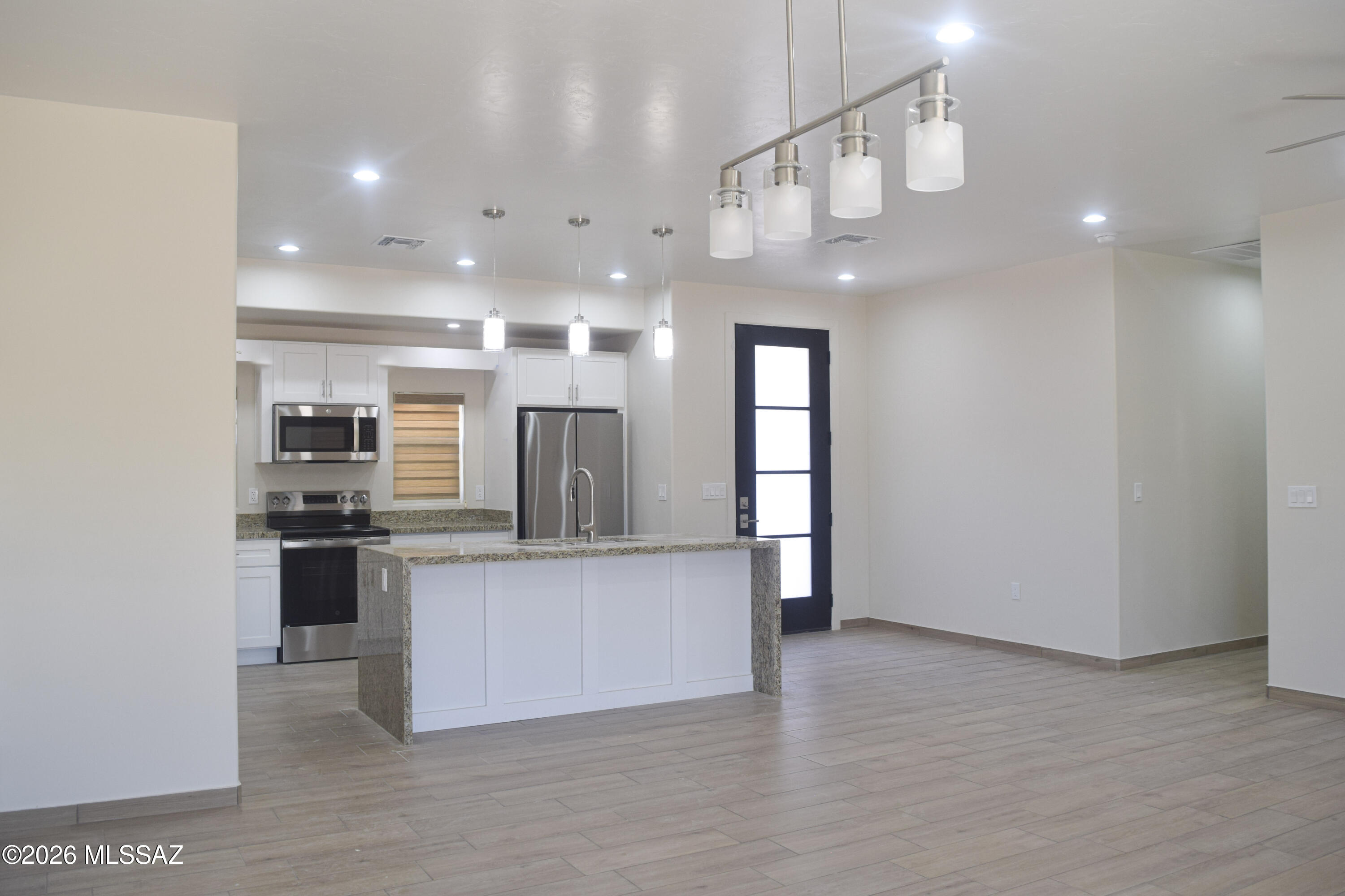 1795 Laponia Rio Rico, AZ 85648 - Photo 5 of 20 Kitchen 4