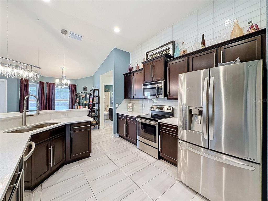 2408 Ring Road Spring Hill, FL 34609 - Photo 36 of 95