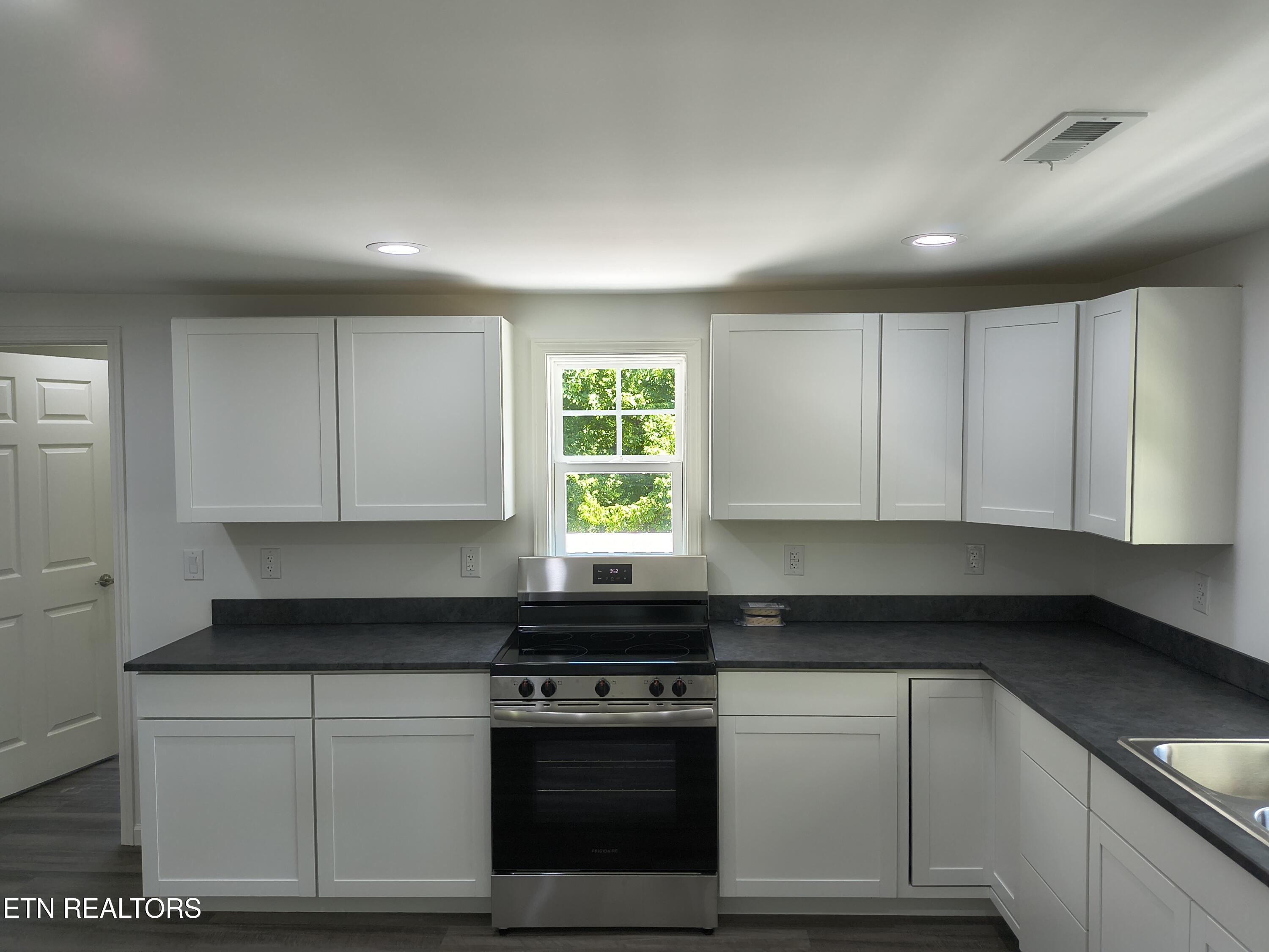 6915 Wood Road Corryton, TN 37721 - Photo 13 of 24 1000002984