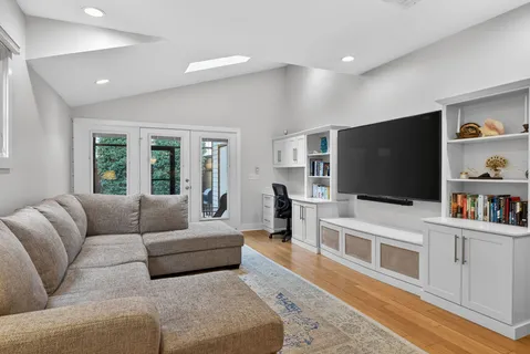 $574,900 | 402 B Theresa Avenue, Nashville, TN 37205