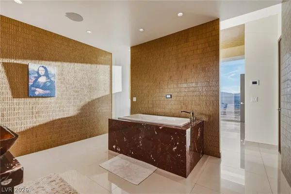 $18,000 | 3750 South Las Vegas Boulevard, Unit 4707, Las Vegas, NV 89158