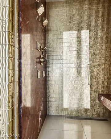 $18,000 | 3750 South Las Vegas Boulevard, Unit 4707, Las Vegas, NV 89158