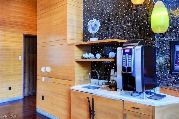 $18,000 | 3750 South Las Vegas Boulevard, Unit 4707, Las Vegas, NV 89158