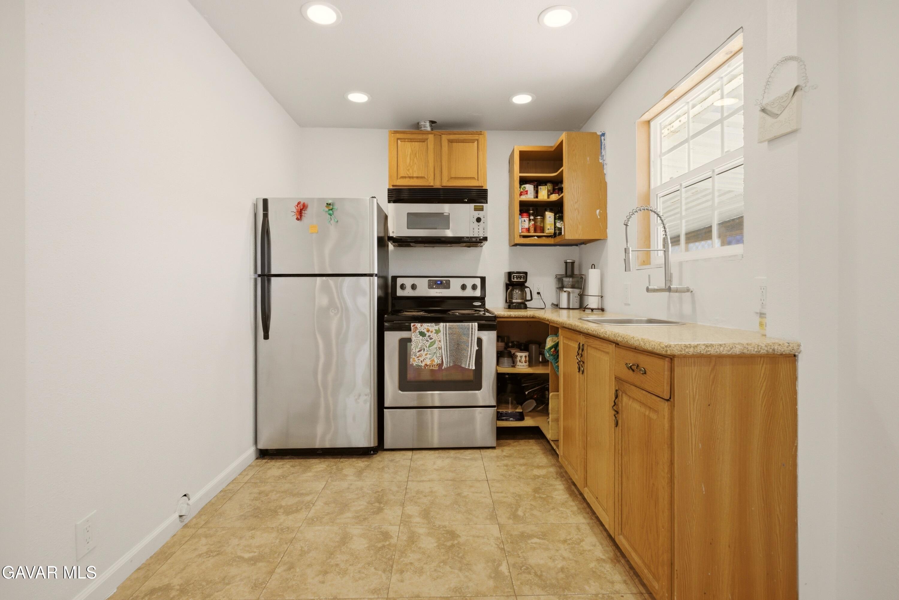 3160 East Ave R8 Palmdale, CA 93550 - Photo 17 of 25 JPP04825_c1a593ad