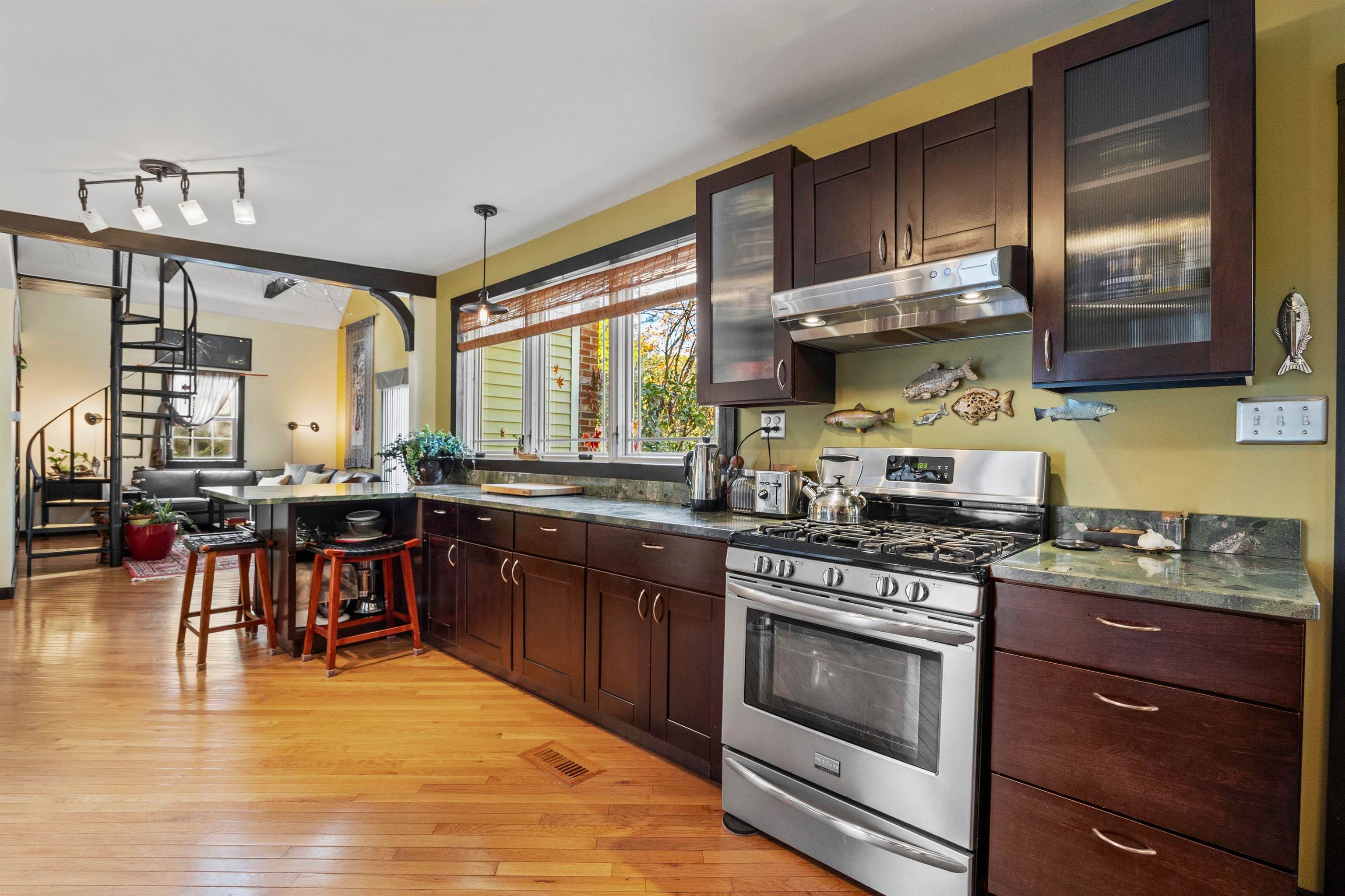 47 Dock Road Belmont, NH 03220 - Photo 15 of 48