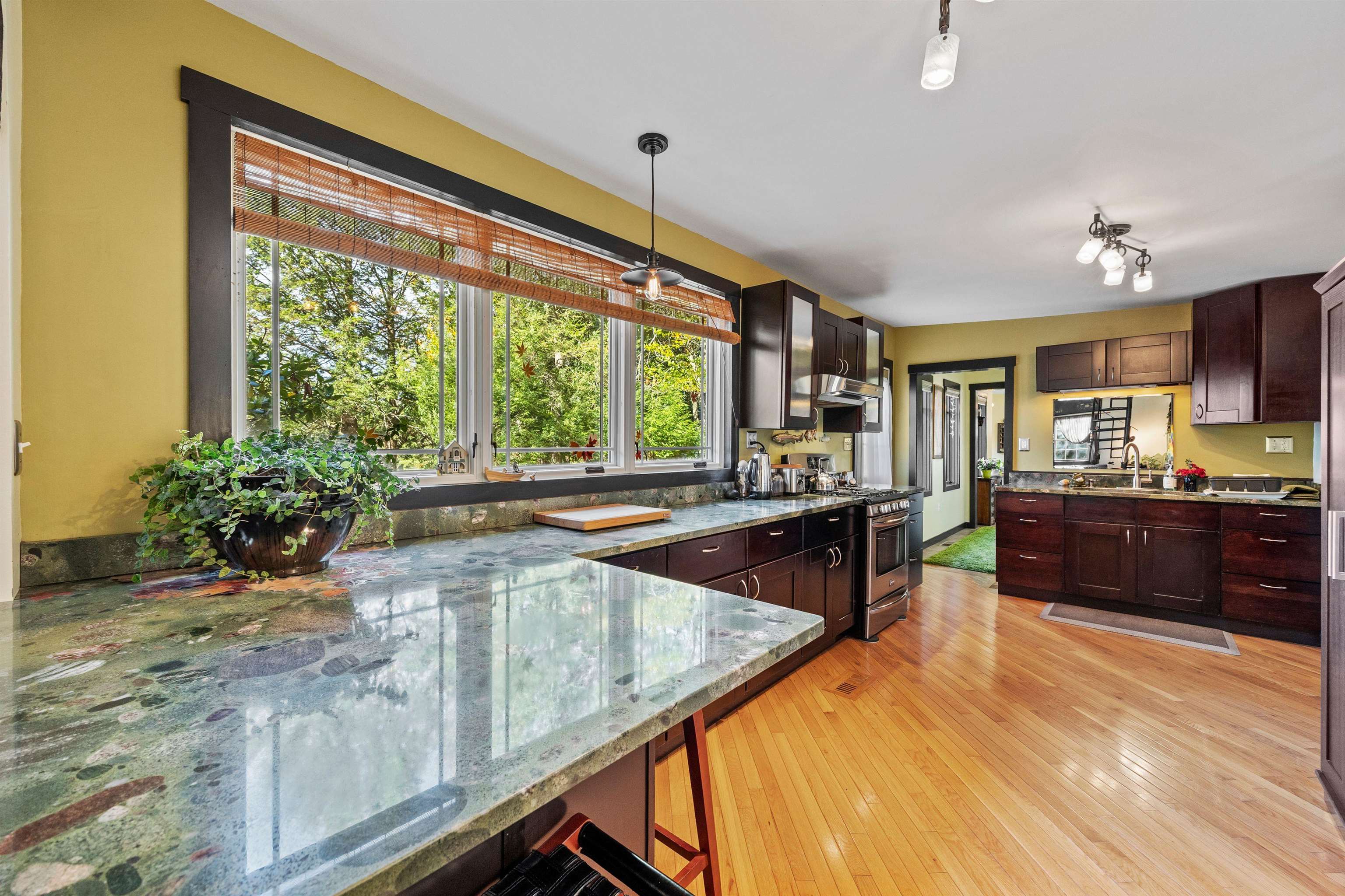 47 Dock Road Belmont, NH 03220 - Photo 17 of 48