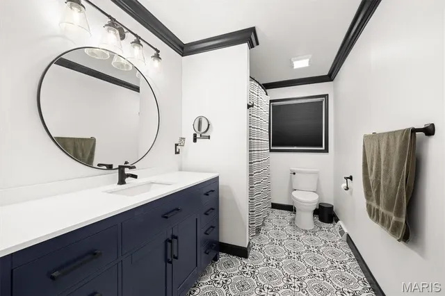 $273,000 | 18 Lake Drive, Troy, IL 62294