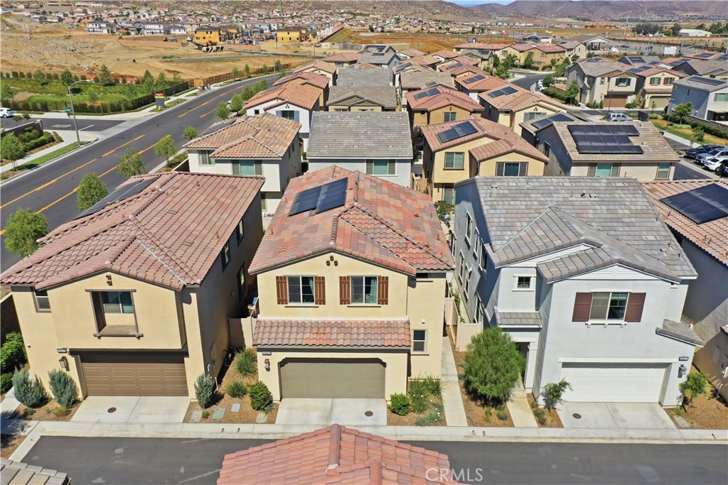 29605 Aramina Court Winchester, CA 92596 - Photo 3 of 36