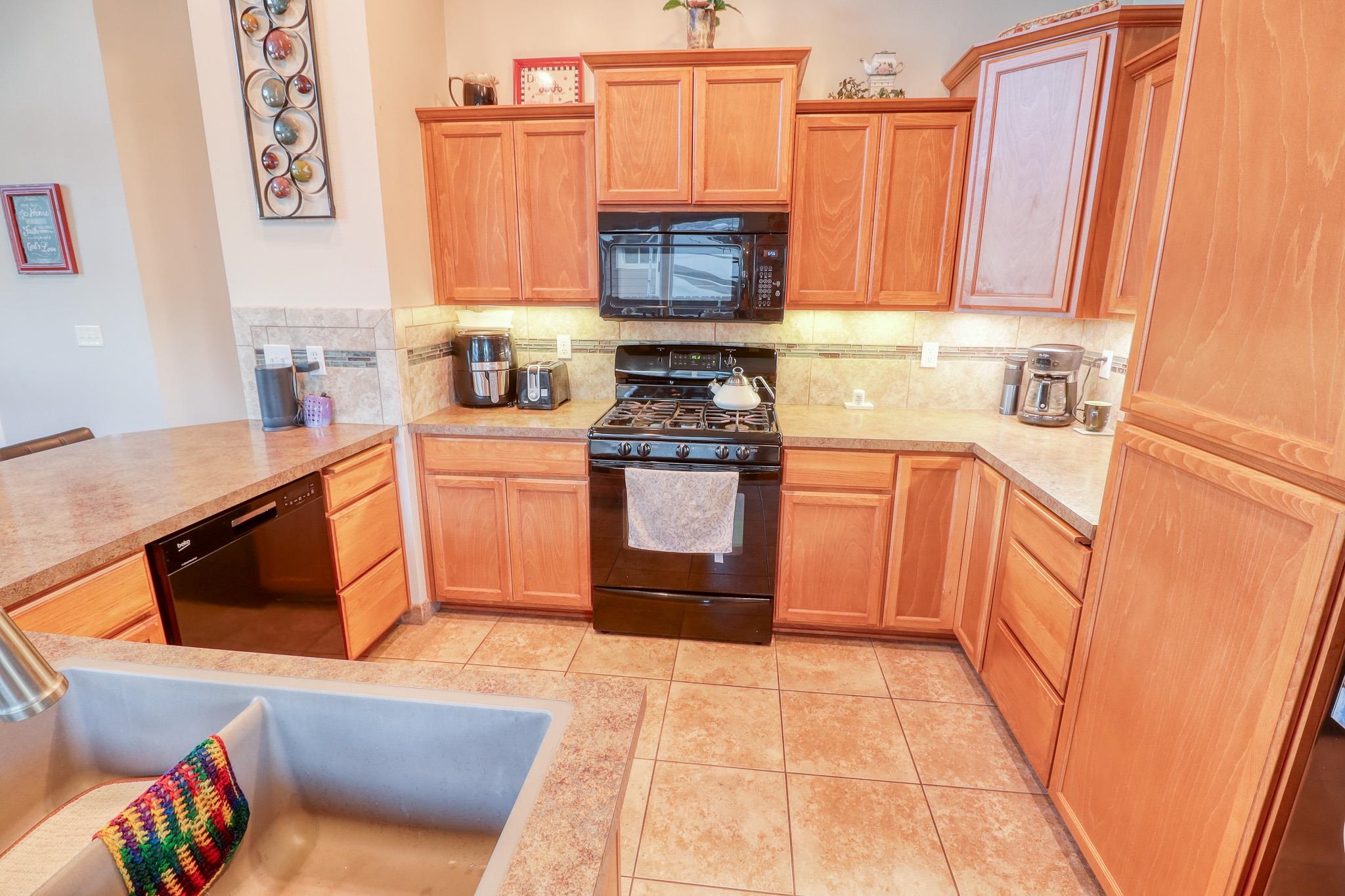 325 Parker Court Colbert, WA 99005 - Photo 6 of 35