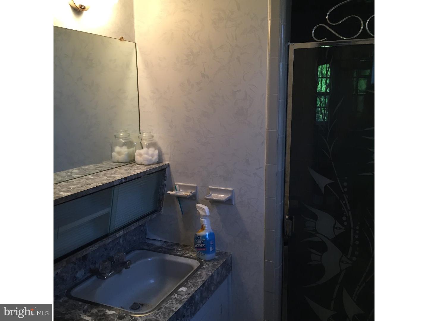 109 Kingfield Road Philadelphia, PA 19115 - Photo 18 of 23 Master Bathroom