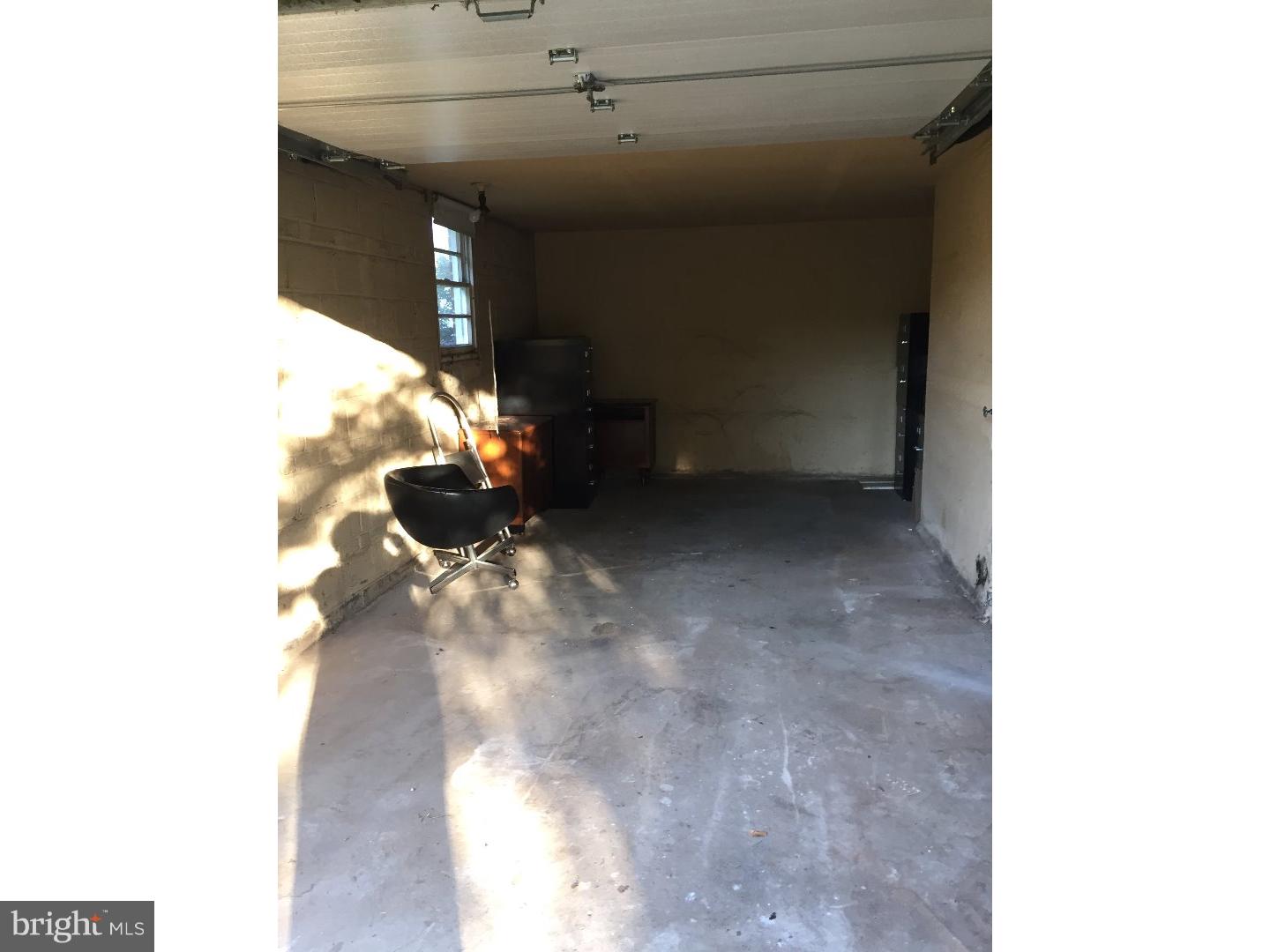 109 Kingfield Road Philadelphia, PA 19115 - Photo 22 of 23 Garage