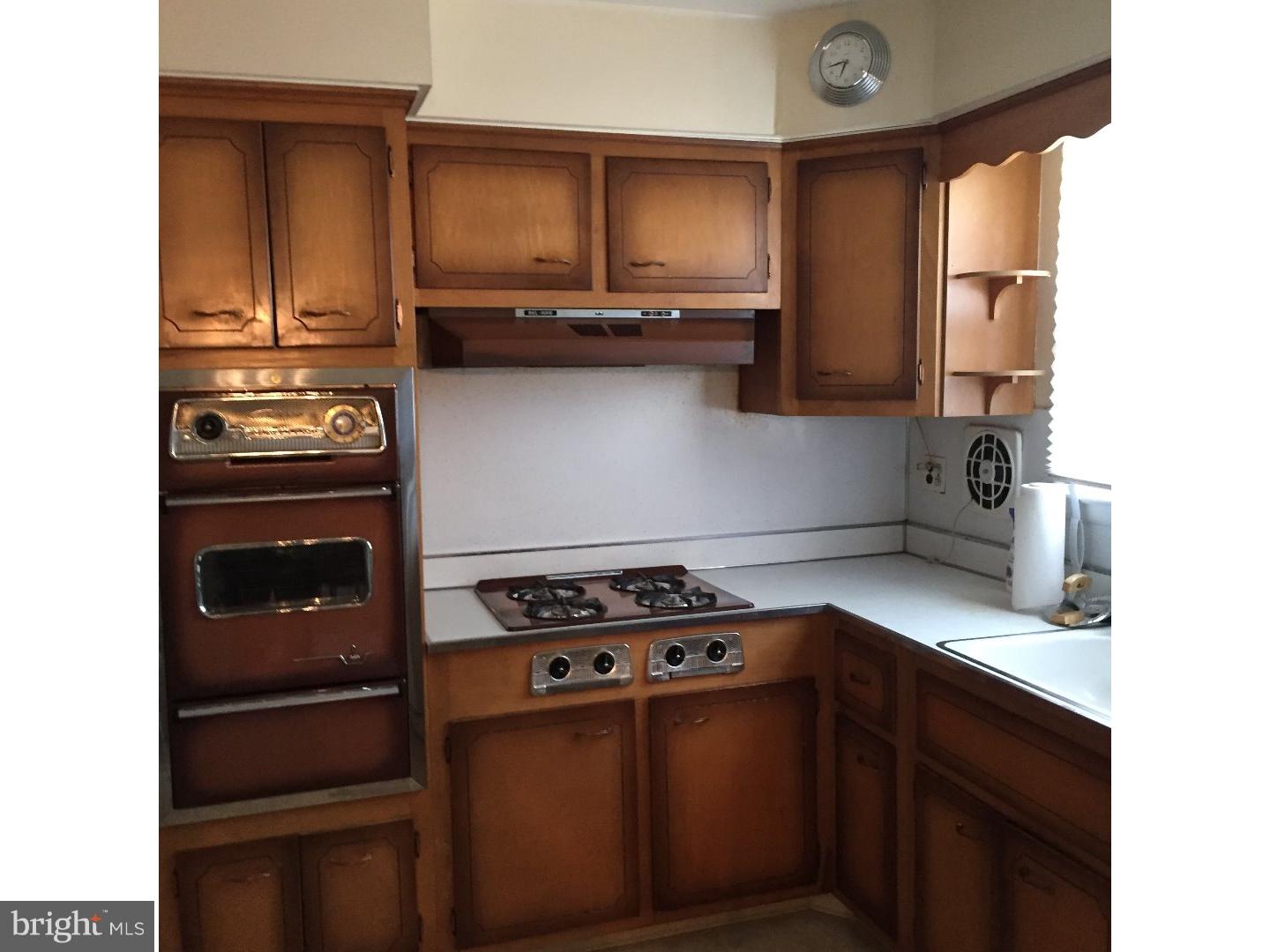 109 Kingfield Road Philadelphia, PA 19115 - Photo 10 of 23 Kitchen