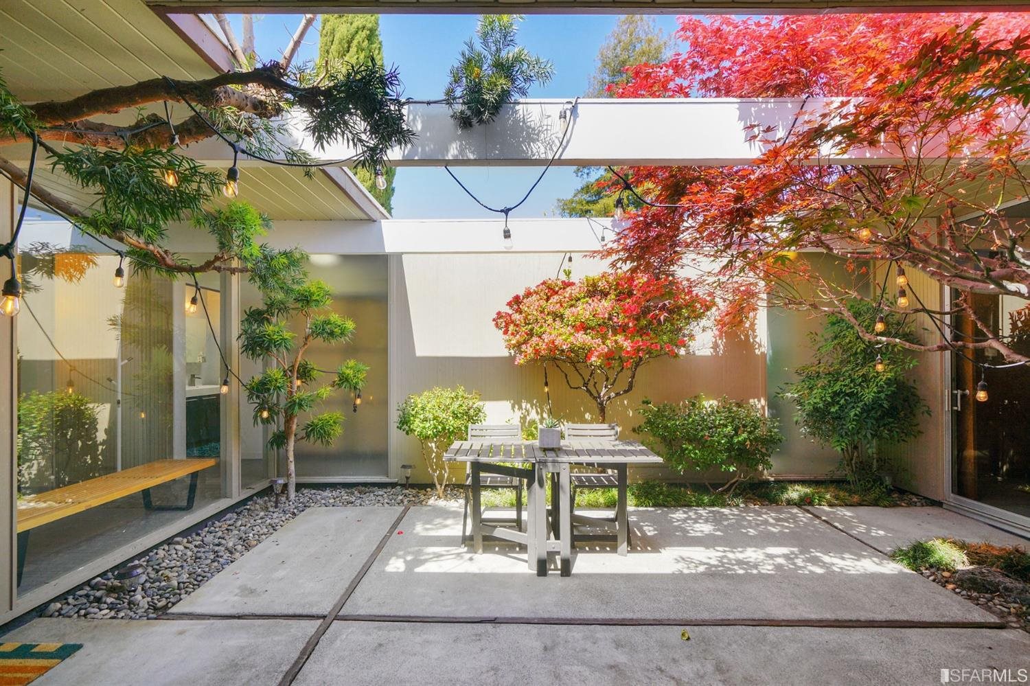 5566 Greenridge Road Castro Valley, CA 94552 - Photo 8 of 78 Gallery Image 8